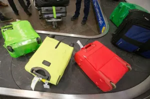 Registruotą bagažą iš Lietuvos skraidina vis daugiau keleivių